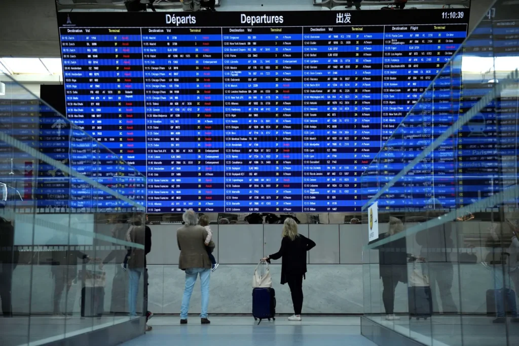 Stuck at the Gate? A Pro’s Guide to Handling Flight Cancellations and Delays